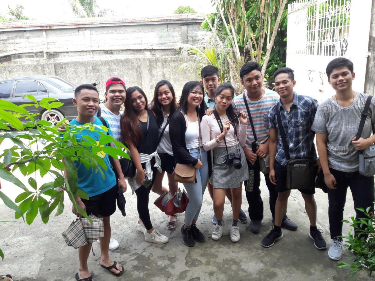Green Bamboo Transient House Iloilo Esterno foto