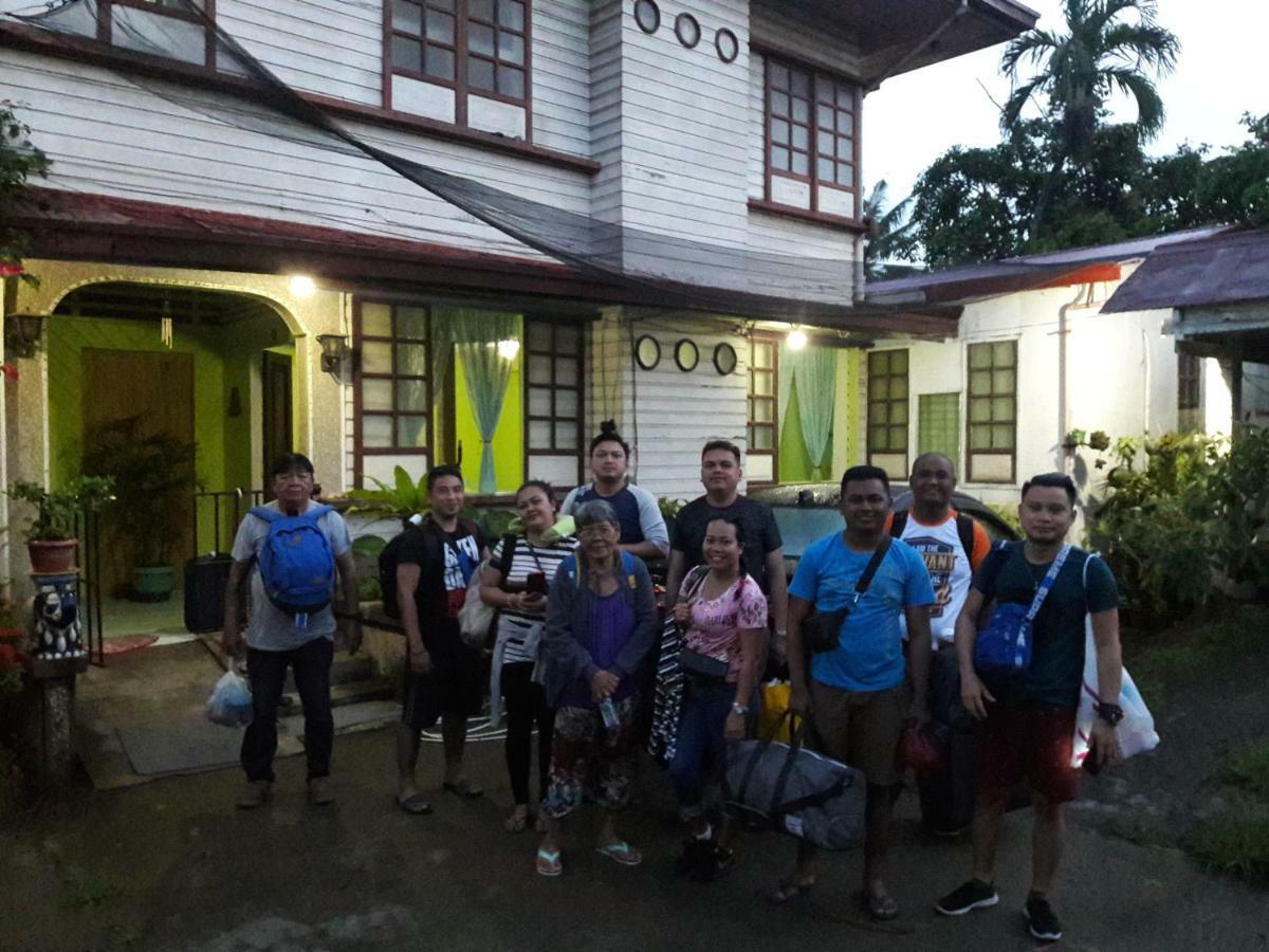 Green Bamboo Transient House Iloilo Esterno foto